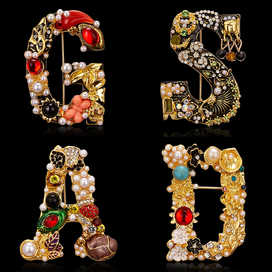 Fashion Enamel Pearl Rhineston - Embroidery Letter M recension och pris