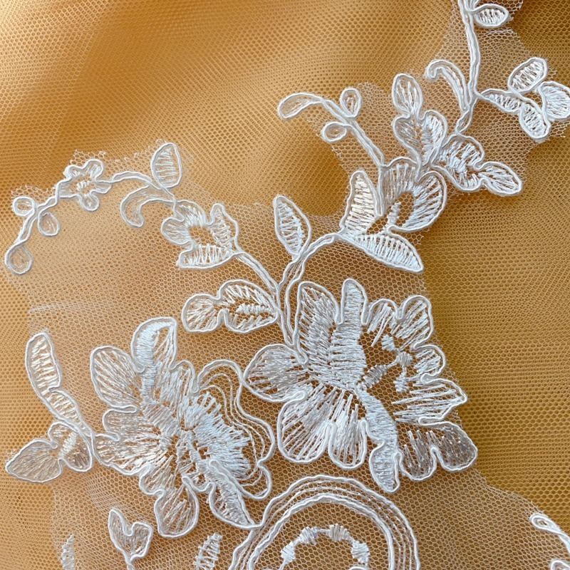 2 Pieces/4 Pieces, Exquisite W - Embroidery White Dress recension och pris