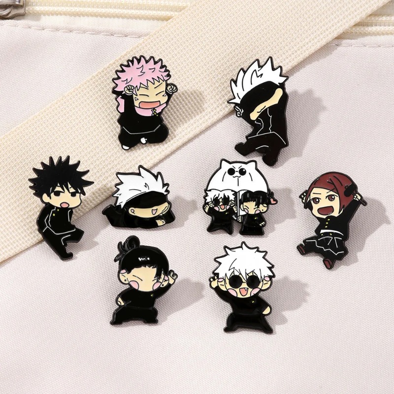 8pcs Anime Itadori Yuji Enamel - Embroidery Outfit recension och pris
