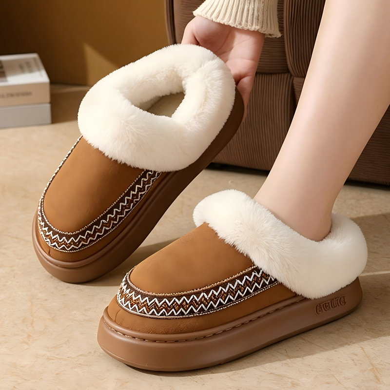 Winter 2026 Faux Suede Thick W - Embroidery Print recension och pris