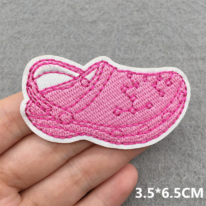Cartoon Butterfly Cherry Embro - Embroidery Letter M recension och pris