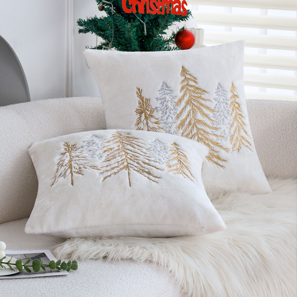 Christmas Faux Rabbit Fur Pill - Embroidery Xmas Tree recension och pris