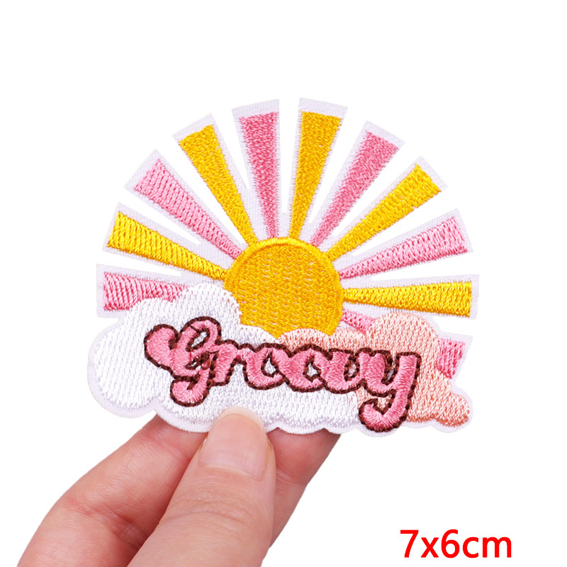Cartoon Rainbow Embroidered Pa - Embroidery Letter M recension och pris